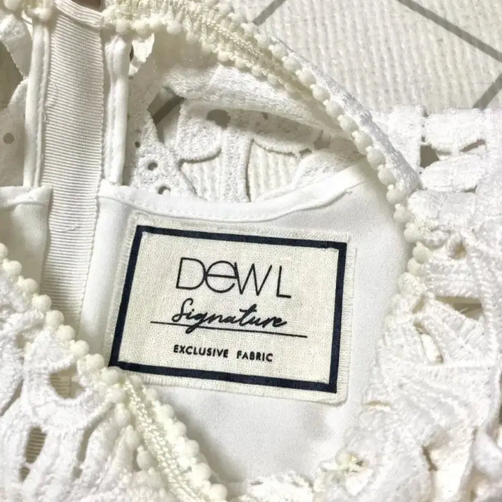 [BUNJANG] DEWL Lace Midi Dress / 듀엘 원피스