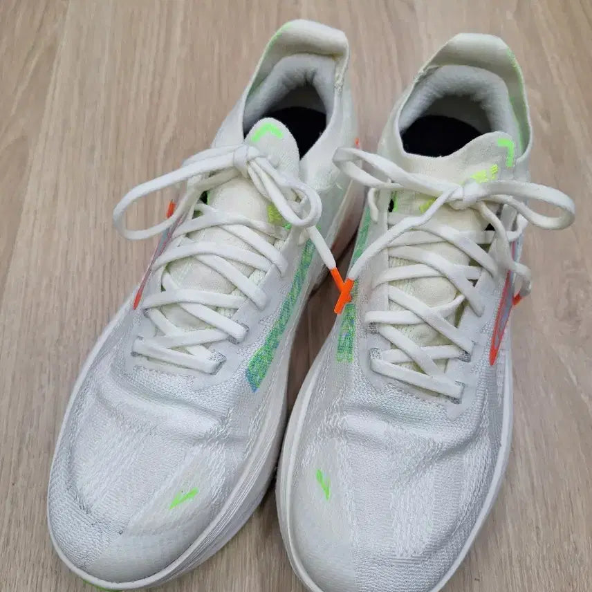 [BUNJANG] Brooks Hyperion Max 3 Running Shoes (Size 260) / 브룩스 하이패리온 맥스3  (260size)