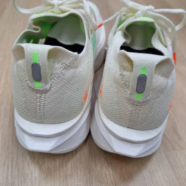 [BUNJANG] Brooks Hyperion Max 3 Running Shoes (Size 260) / 브룩스 하이패리온 맥스3  (260size)