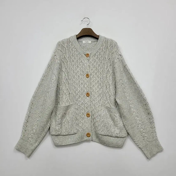[BUNJANG] Studio Tomboy Cable Knit Cardigan / 스튜디오 톰보이 케이블 니트 가디건/프리/앨리스/1030