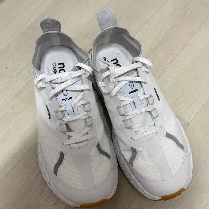 [SOLD OUT] [us9] 노다001 270 norda 화이트
