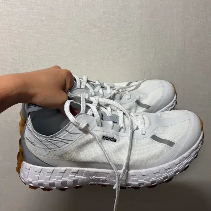 [SOLD OUT] [us9] 노다001 270 norda 화이트