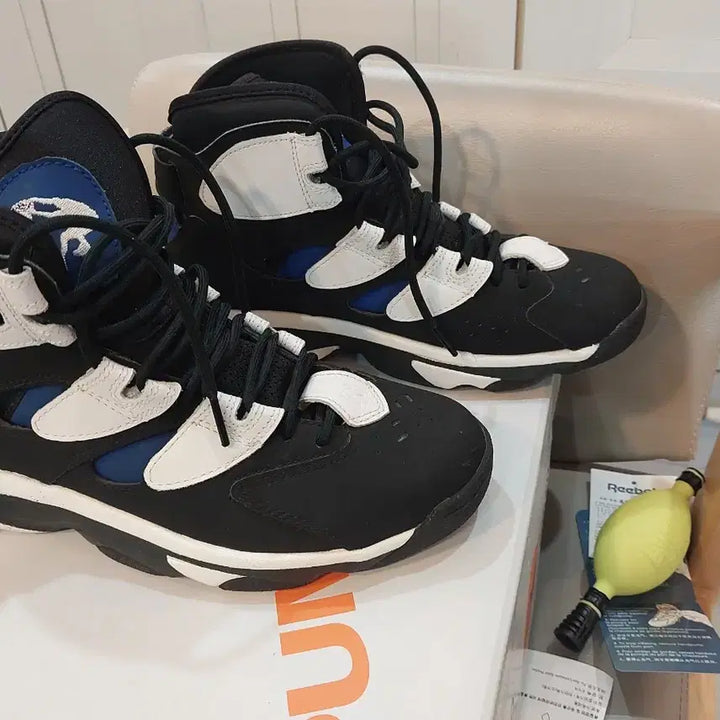 [BUNJANG] Reebok Pump Shaq Attaq 4 Orlando Magic Sneakers / 리복 펌프 샤크어택 4 250mm 올랜도 매직 컬러 택포55,000원