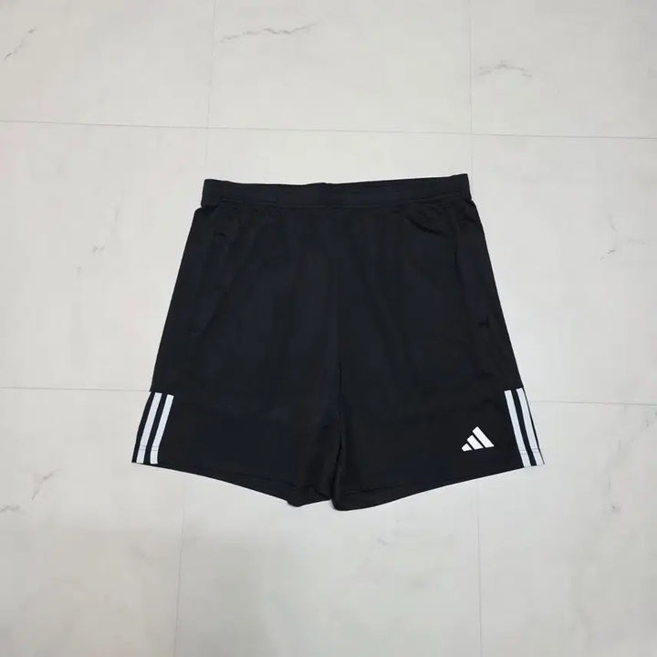 [BUNJANG] Adidas Aeroready Functional Shorts Black / 2XL 아디다스 에어로레디 기능성 반바지 블랙 검흰