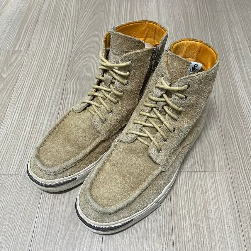 [BUNJANG] Visvim x Sophnet 7 Hole Moc Toe Beige Suede Boots / visvim x sophnet 7hole moc toe