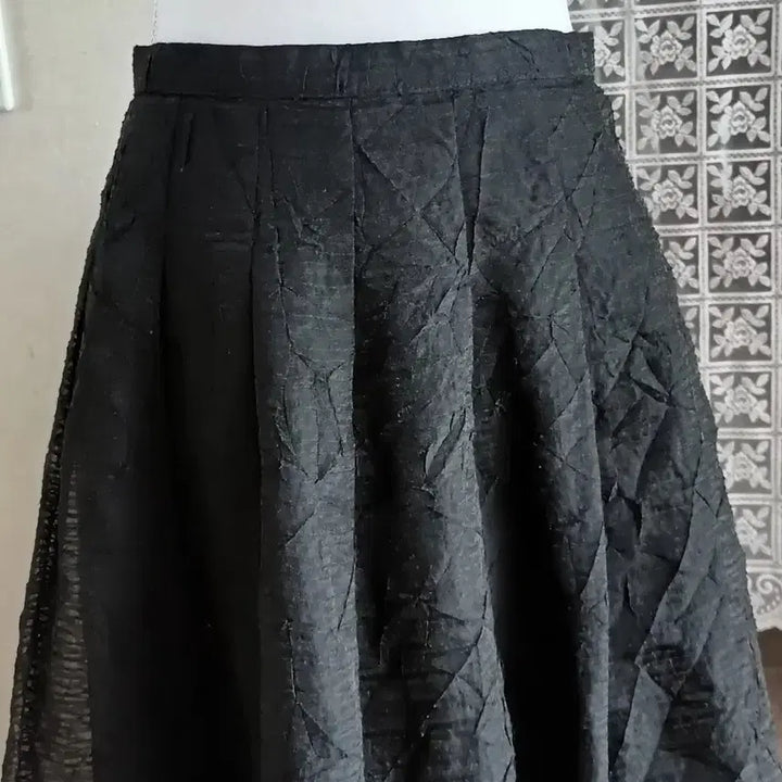 [BUNJANG] Black Pattern Flare Long Skirt / 패턴무늬 블랙 플레어 롱 스커트