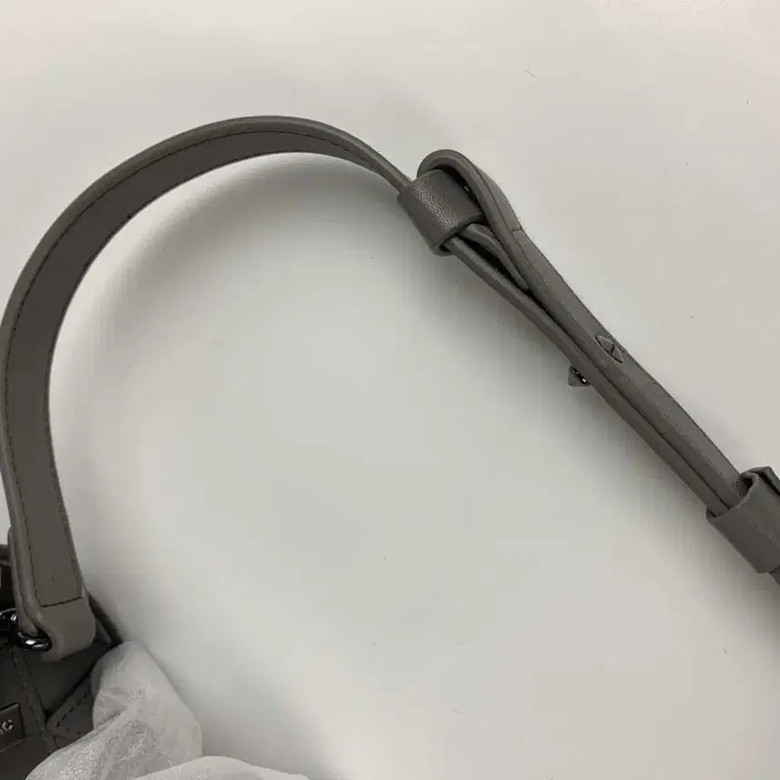 [SOLD OUT] 이세이 미야케 바오바오 크리스탈 매트 토트백
