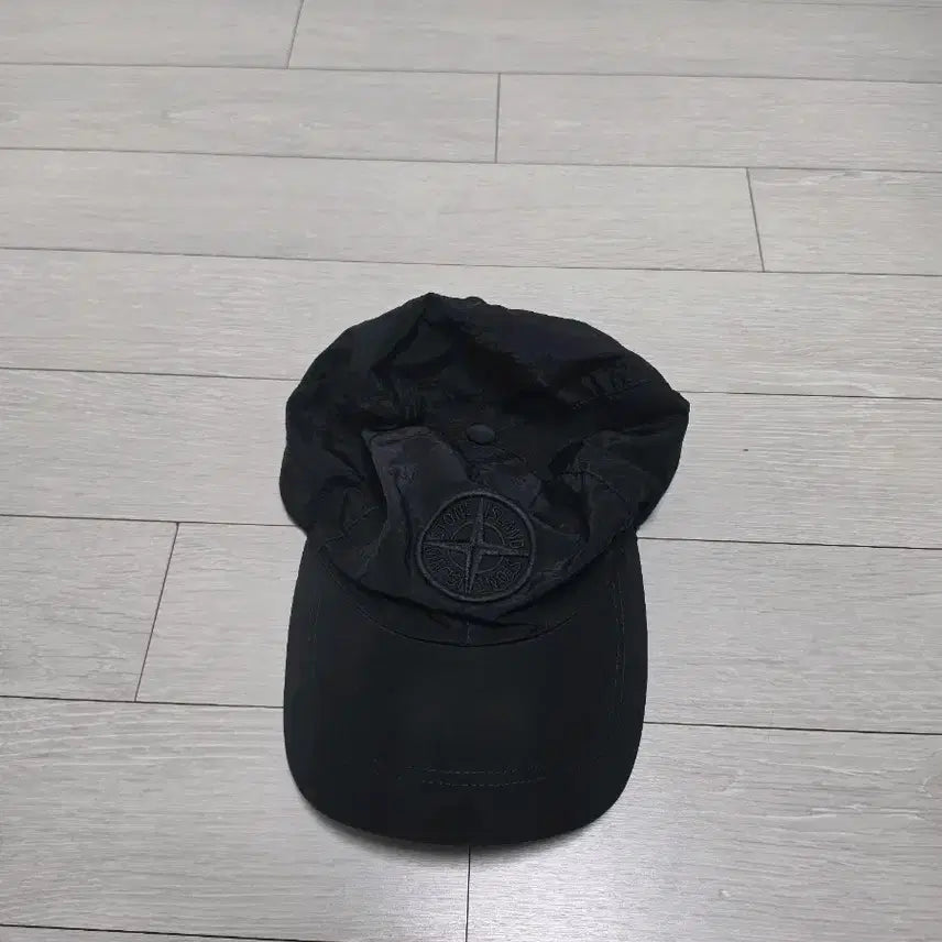 [SOLD OUT] 스톤아일랜드 나일론 볼캡 XL