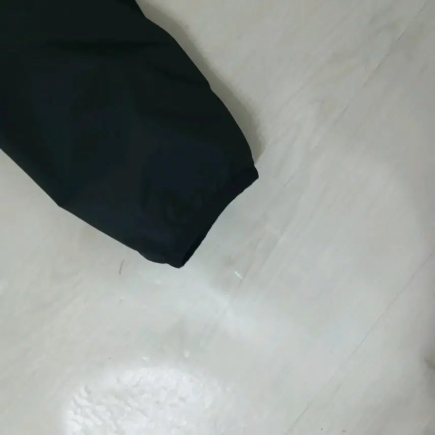 [BUNJANG] Snow Peak Apparel Windbreaker Jacket / 스노우피크 어페럴 바람막이 정품 105