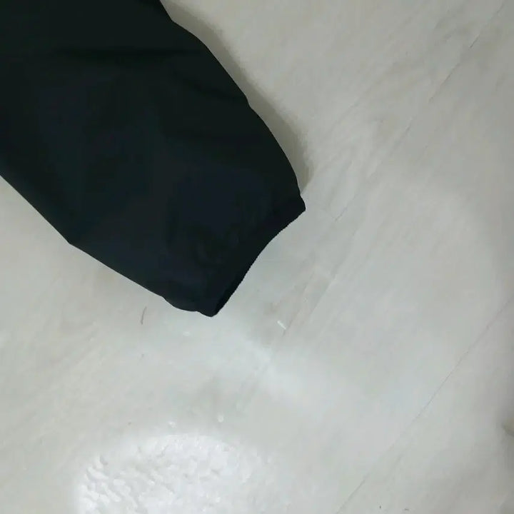 [BUNJANG] Snow Peak Apparel Windbreaker Jacket / 스노우피크 어페럴 바람막이 정품 105