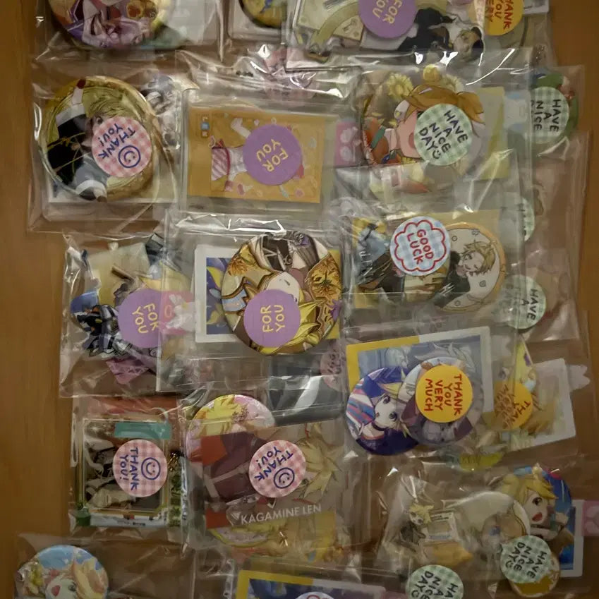 [BUNJANG] Kagamine Len Acrylic Stand, Keyring, Badge, Photocard Bundle Set / 카가미네렌 아크릴 스탠드 키링 뱃지 포토카드 일괄