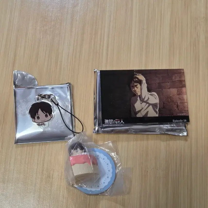 [BUNJANG] Attack on Titan Eren Bundle Set / 진격의 거인 에렌 굿즈 일괄