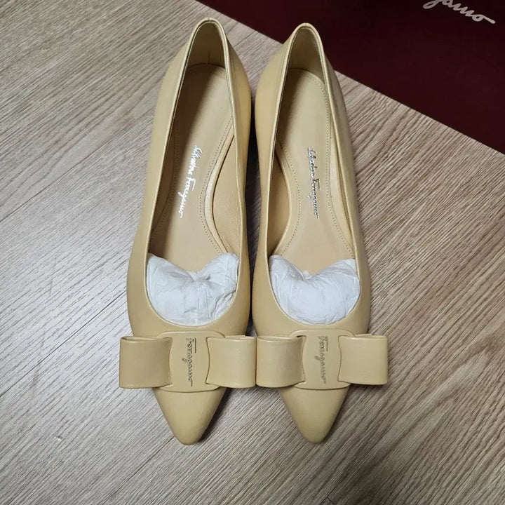 [BUNJANG] Salvatore Ferragamo Viva Flat Shoes / 페레가모 비바 플렛슈즈