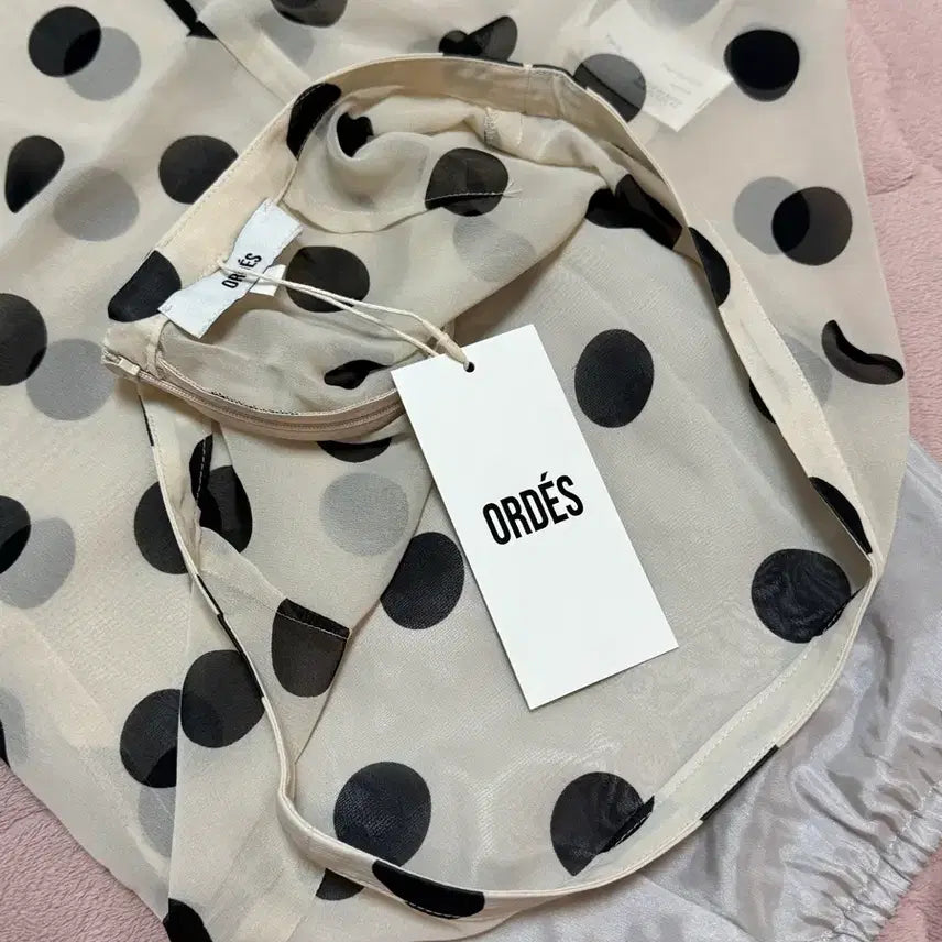 [BUNJANG] ODESS Dot Skirt Size 1 / 오데스 도트 스커트 새상품 사이즈1