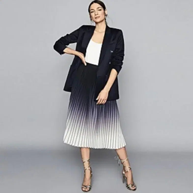 [BUNJANG] Graceful Gradient Pleated Long Skirt (Black) / 리스 그라데이션 플리츠 롱 스커트 (블랙)