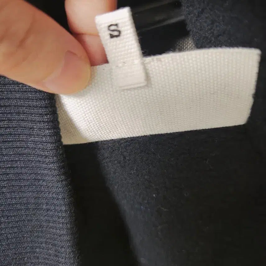 [BUNJANG] MM6 Maison Margiela Sheer Sweatshirt / MM6 메종 마르지엘라 시스루 맨투맨 / 희소 디자인 / 분위기 미쳤어요
