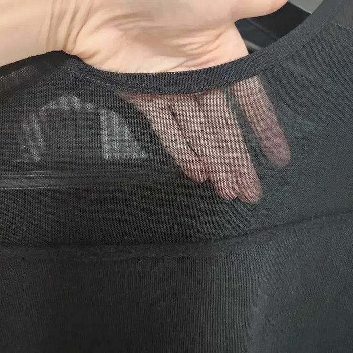 [BUNJANG] MM6 Maison Margiela Sheer Sweatshirt / MM6 메종 마르지엘라 시스루 맨투맨 / 희소 디자인 / 분위기 미쳤어요