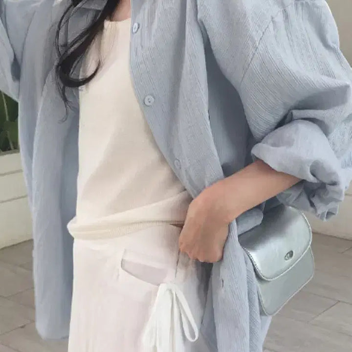 [BUNJANG] Slowand Tone &amp; Resolution Cotton Shirt (Soft Blue) / 슬로우앤드 톤앤결 여리핏 코튼셔츠 (소프트블루)