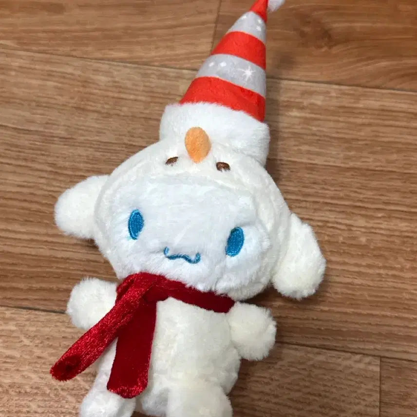 [BUNJANG] Cinnamoroll Snowman Charm / 시나모롤 눈사람 키링