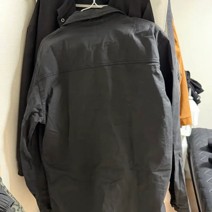 [SOLD OUT] 스톤아일랜드 블랙 지퍼 셔츠 자켓