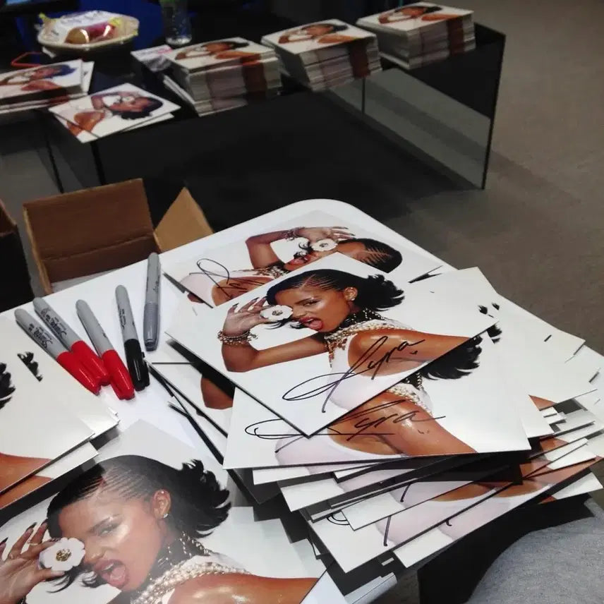 [BUNJANG] Tyla Signed LP Vinyl Album / Tyla 타일라 친필싸인 lp 앨범
