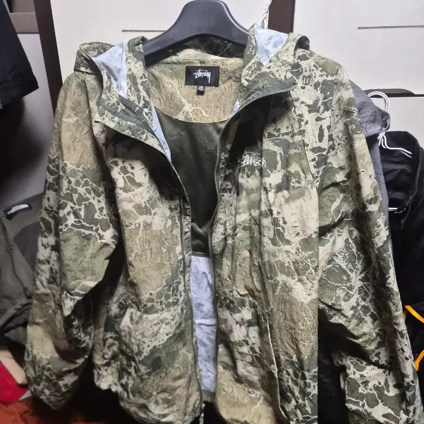 [BUNJANG] Stüssy Beach Shell Windbreaker XXL / 스투시 비치쉘 바람막이 xxl