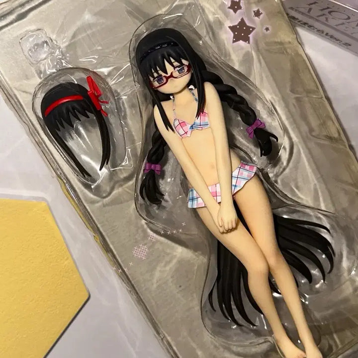 [SOLD OUT] 마법소녀 마도카 마기카 아케미 호무라 1/10 수영복 피규어