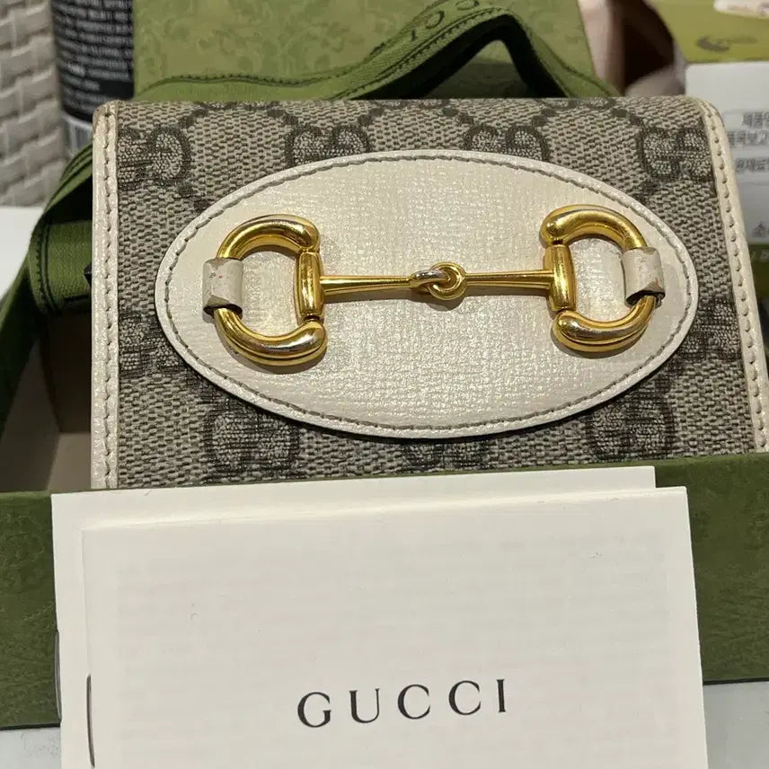 [BUNJANG] Gucci Horsebit GG Bi-fold Wallet / 구찌 홀스빗 GG 지갑 (정품) 급처분