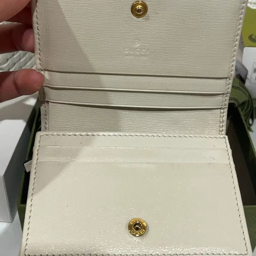 [BUNJANG] Gucci Horsebit GG Bi-fold Wallet / 구찌 홀스빗 GG 지갑 (정품) 급처분