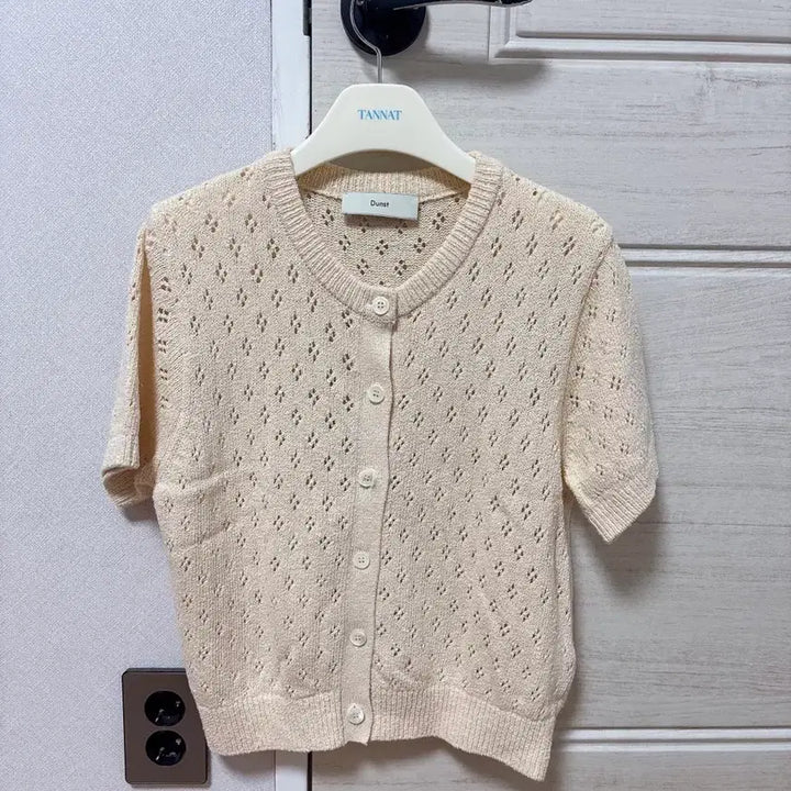 [SOLD OUT] 던스트 크로셰 반팔 가디건 (크림 m)