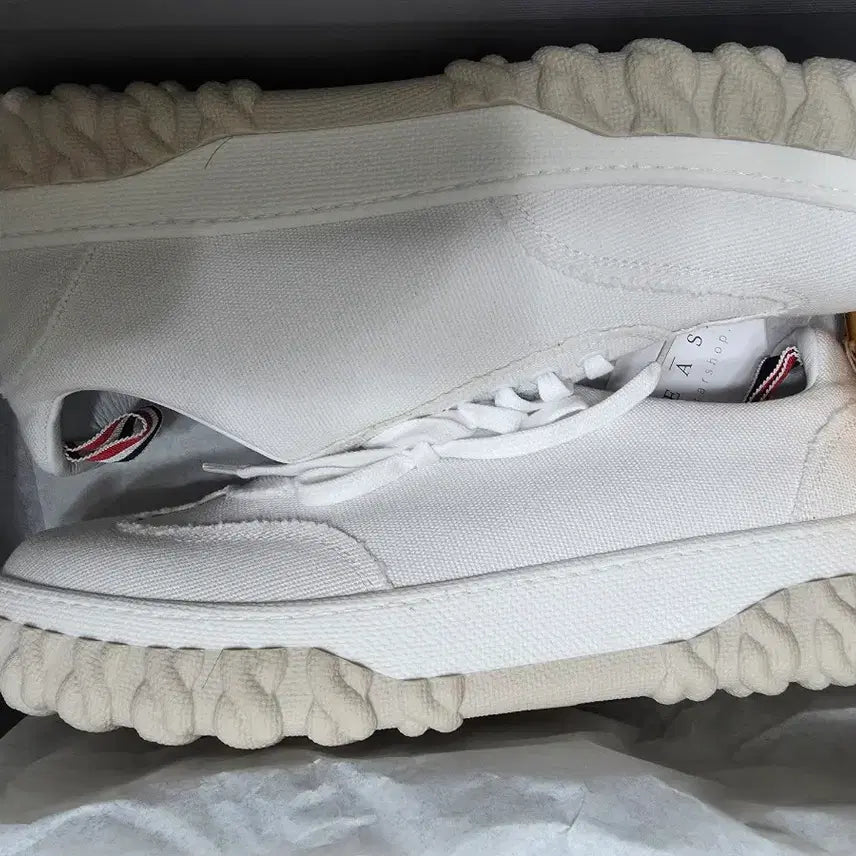 [BUNJANG] Thom Browne White Canvas Sneakers / 톰브라운 화이트 컨버스 스니커즈