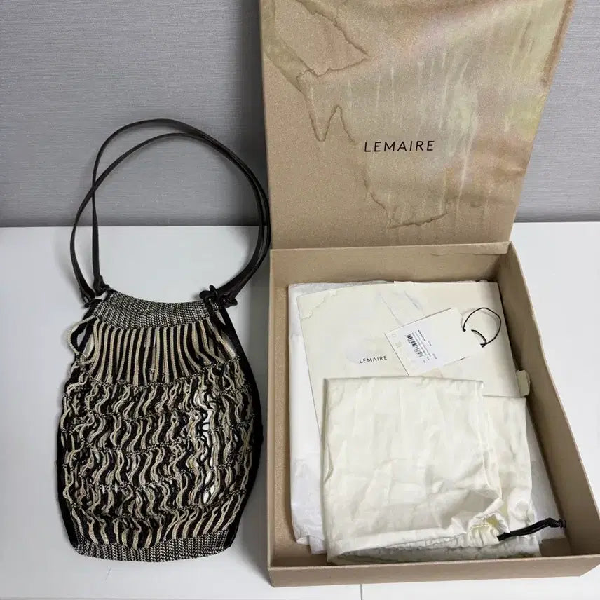[BUNJANG] Lemaire Felt Medium Chevron Net Bag / 르메르 네트백 필트 미디움 쉐브론 라이트 베이지/블랙 새상품