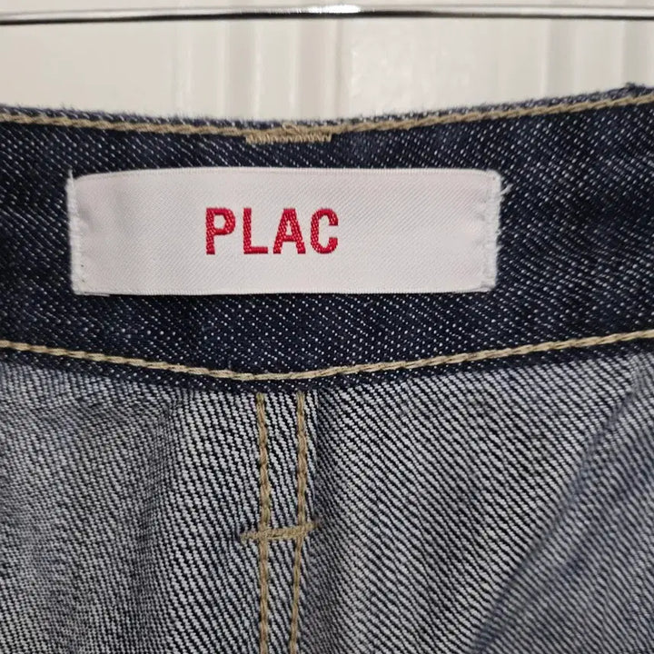 [SOLD OUT] PLAC 생지 데님 팬츠