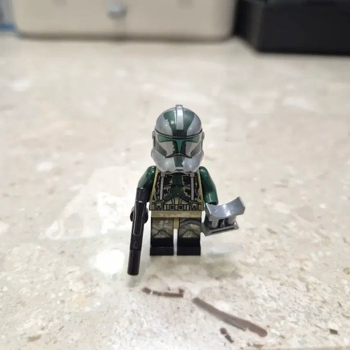 [BUNJANG] LEGO Star Wars Commander Gree Figure (Set 75043) / 레고 스타워즈 75043 커맨더 그리 피규어 판매