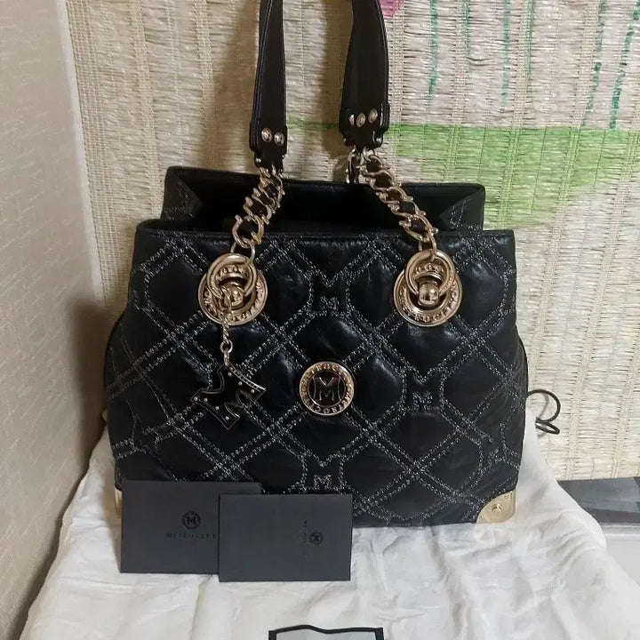 [BUNJANG] Metrogate Quilting Chain Shoulder Bag Black / 메트로시티 퀼팅 체인 숄더백 블랙 가방