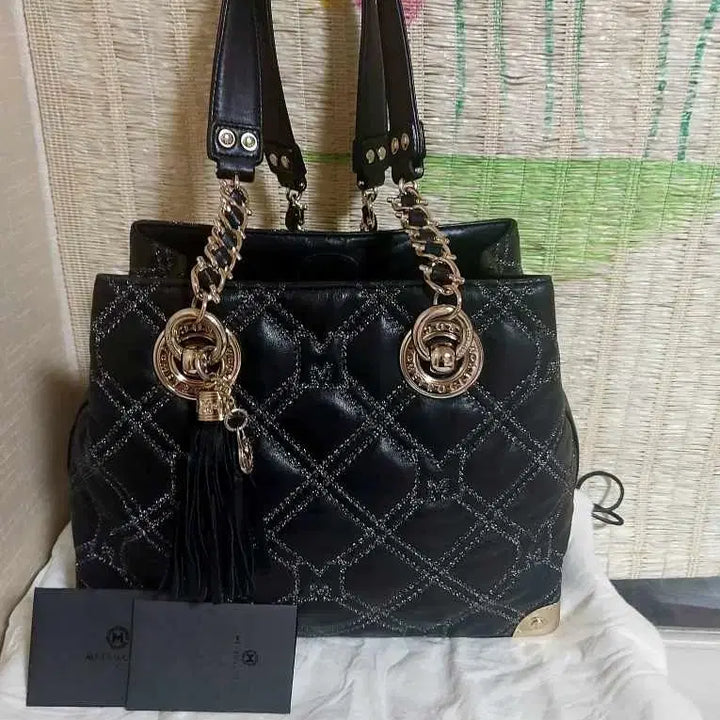 [BUNJANG] Metrogate Quilting Chain Shoulder Bag Black / 메트로시티 퀼팅 체인 숄더백 블랙 가방