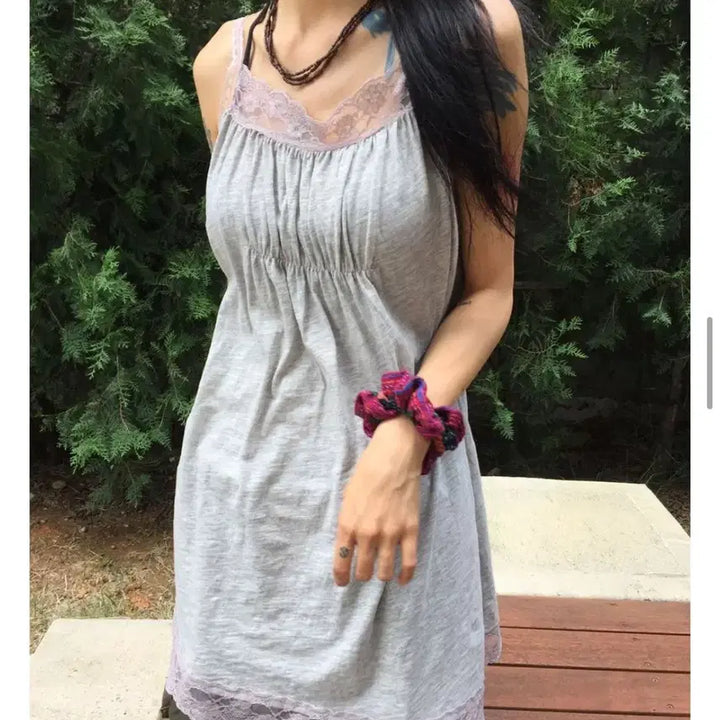 [BUNJANG] Mora House Lace Sleeveless Top / 모래하우스 레이스 슬리브리스