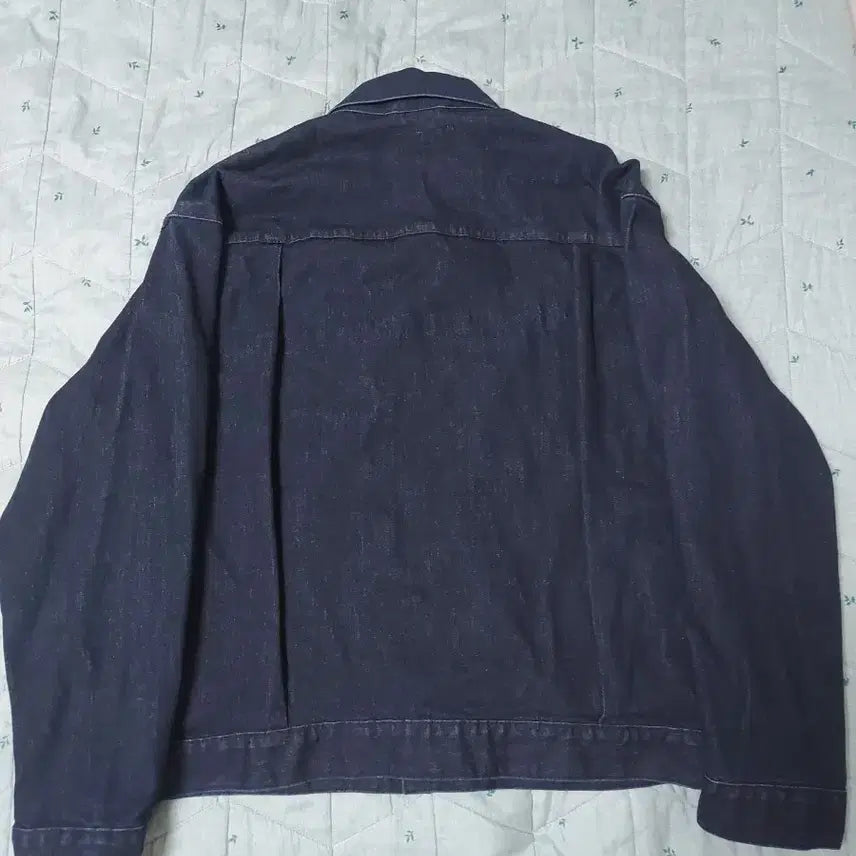[BUNJANG] Uniqlo Trucker Jacket (68 Blue) M / 유니클로 트러커(진청 68blue) 팝니다.