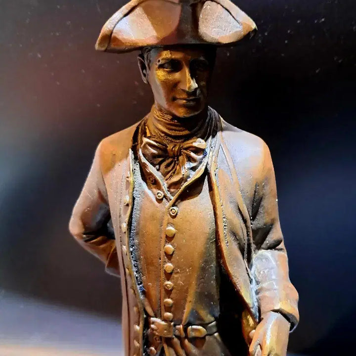[BUNJANG] Tricone Gentleman Bronze Statue / 트라이콘 모자(신사) 브론즈