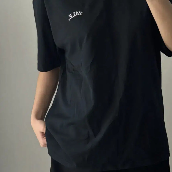 [SOLD OUT] 예일 반팔티 M