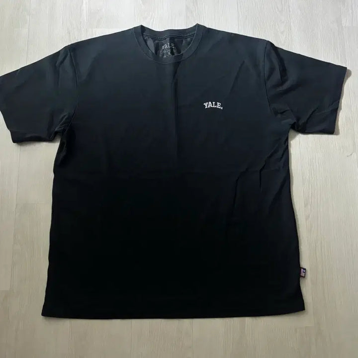 [SOLD OUT] 예일 반팔티 M