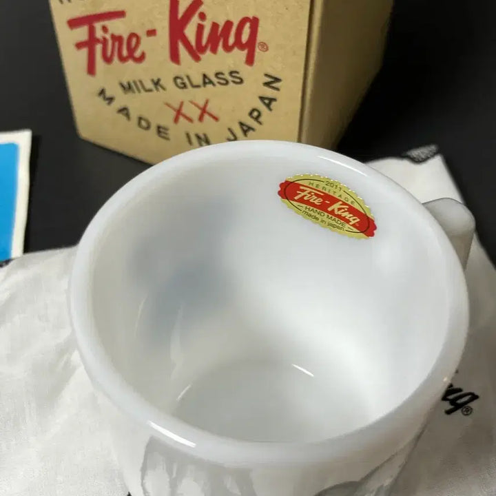 [BUNJANG] Fire King KAWS Collaboration Box / 파이어킹 카우스 콜라보