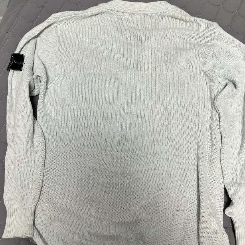 [BUNJANG] Stone Island V-Neck Knit Sweater / 80s stone island 스톤아일랜드 브이넥니트