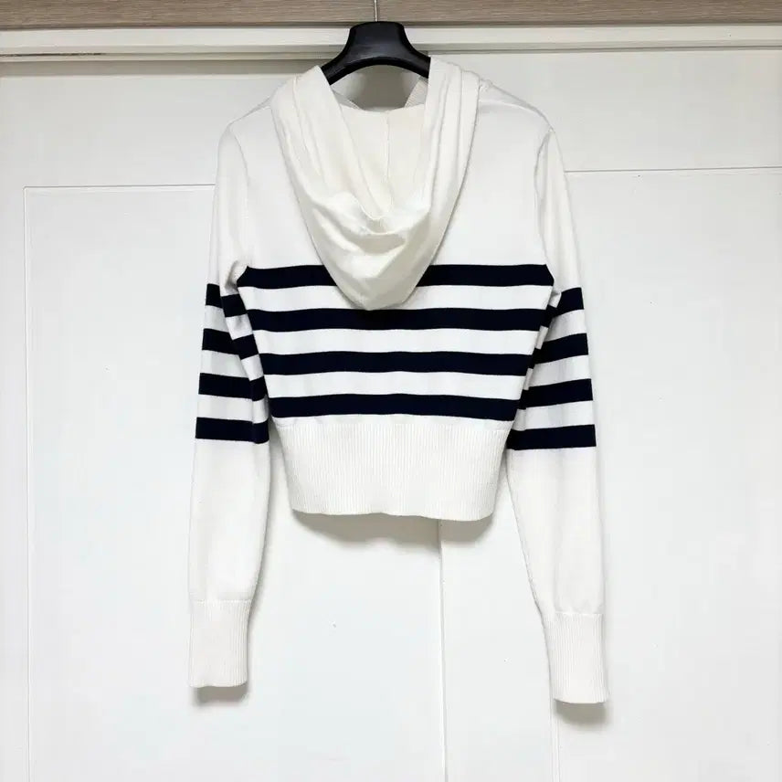 [SOLD OUT] 타미진스 장원영 니트 후드집업 타미힐피거