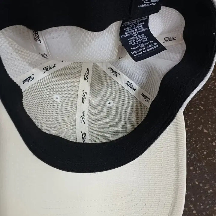 [SOLD OUT] 타이틀리스트 화이트 메쉬 골프 모자뉴에라 두상크신분