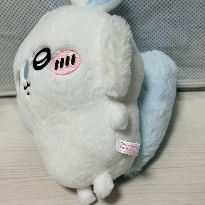 [BUNJANG] Chiikawa Momonga Plush Doll / 치이카와 파크 모몽가 인형