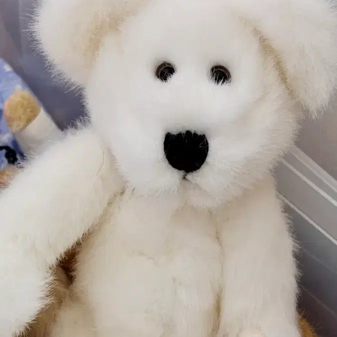 [BUNJANG] Boysbear White Bear Plush Toy / 보이즈베어 빈티지인형 흰곰 하트 발바닥