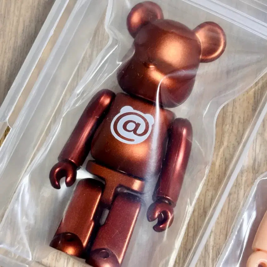 [SOLD OUT] 베어브릭 35탄 베이직 @ 골뱅이