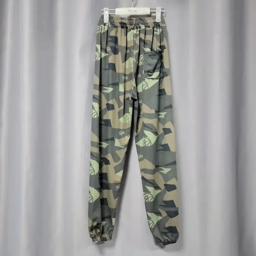 [SOLD OUT] 카모플라쥬 패턴 스판 조거 팬츠