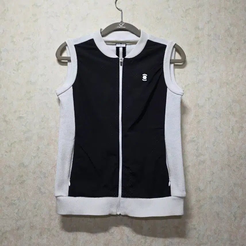 [SOLD OUT] (무료배송)와이드앵글 여성 조끼